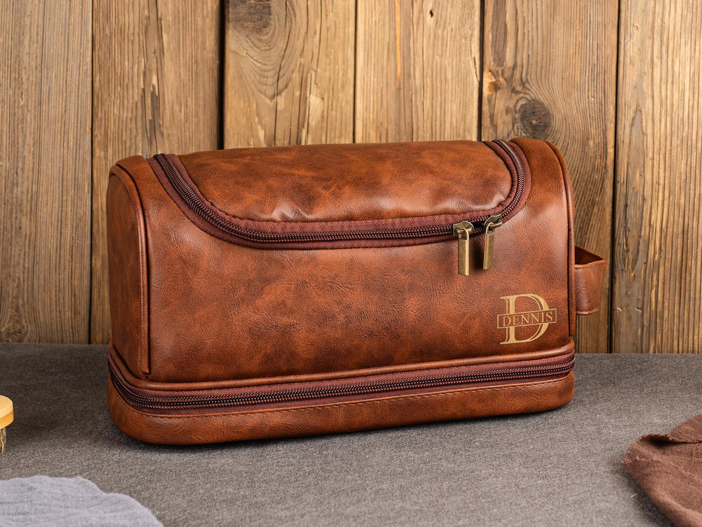 Men's Leather Toiletry Bag, Groomsmen Gifts Personalized, Groomsman Dopp Kit, Anniversary Gift for Husband, Unique Christmas Gift for Men