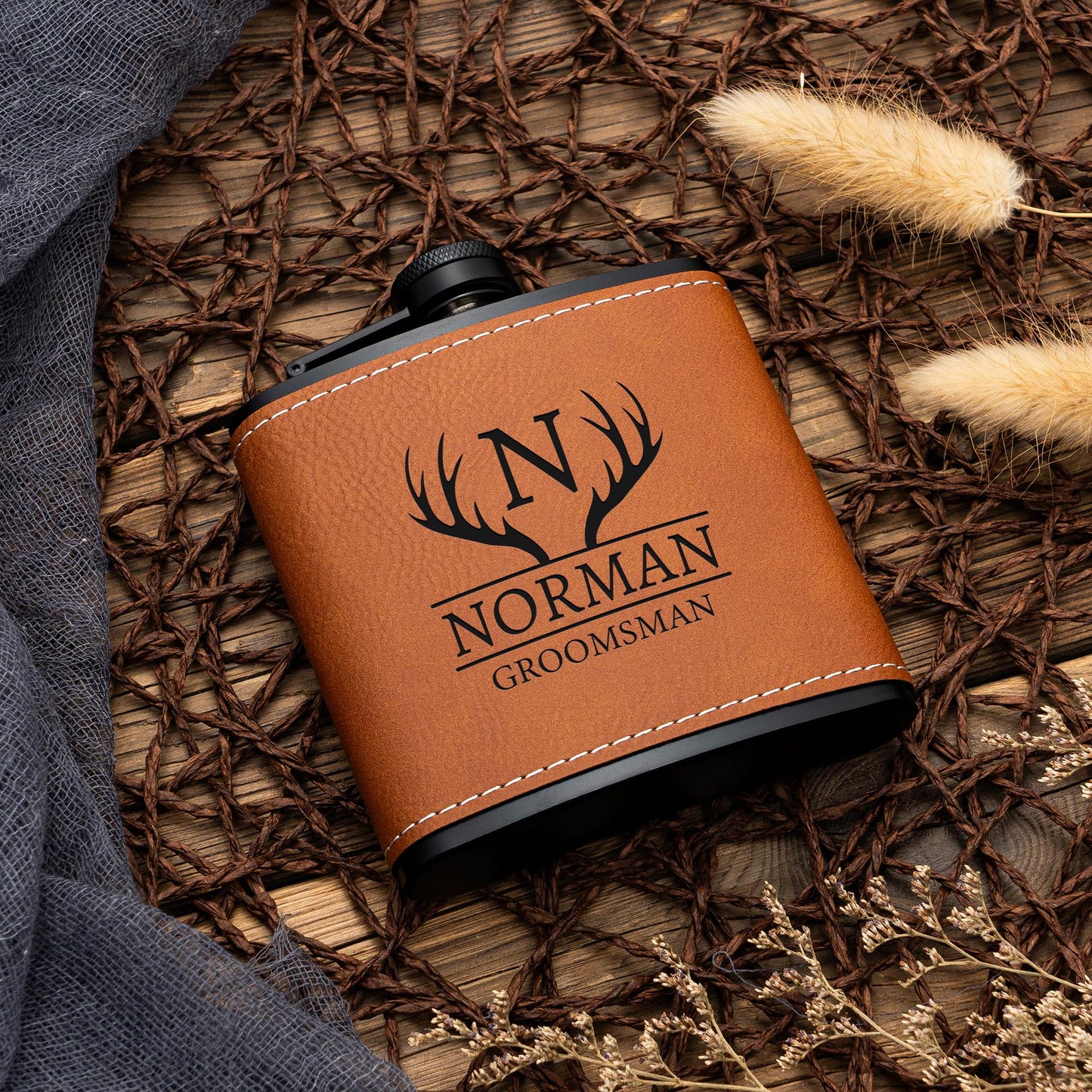 Personalized Leather Flask for Men, Groomsmen Gifts, Custom Groomsman Flask, Best Man Gifts, Groomsmen Proposal, Christmas Gift for Him